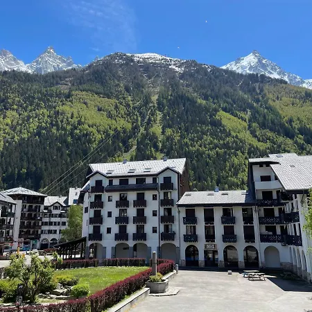 Studio Centre Ville Chamonix Exterior photo